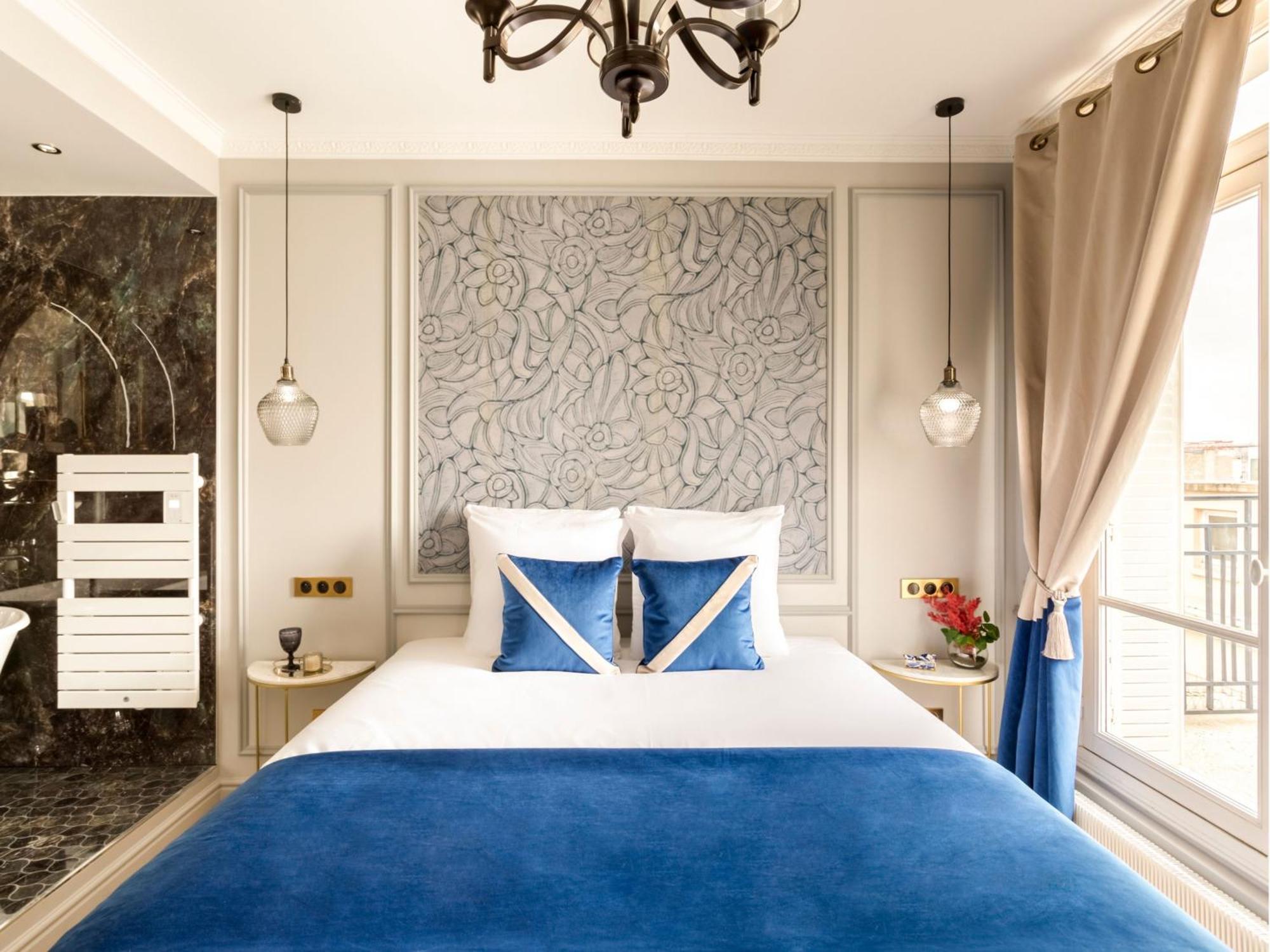 Merveil Signature - Hoche - Eiffel Tower View *